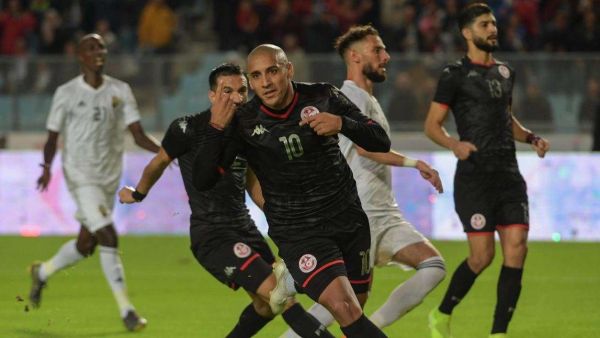 الخزري يقود تونس للفوز