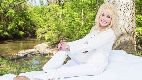 Dolly opened up about the struggles she went through in her 30s that led her to contemplating suicide.  