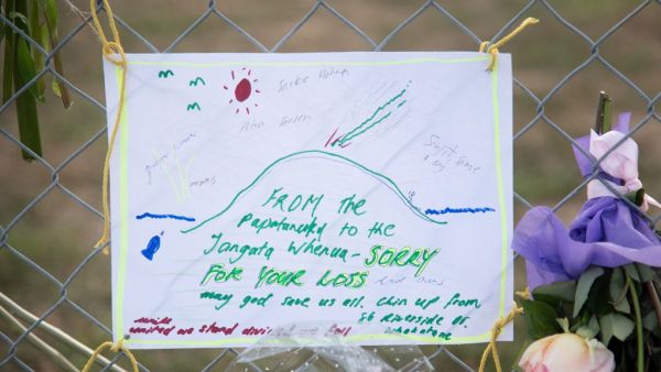 Bouquets of flowers and notes are placed on the waterfront near White Island Tours base in Bay of Plenty, december 10, 2019 in memory of those who lost their lives during the volcano eruption in New Zealand. (AFP/ File Photo)