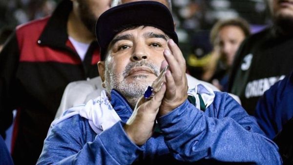 دييغو أرماندو مارادونا