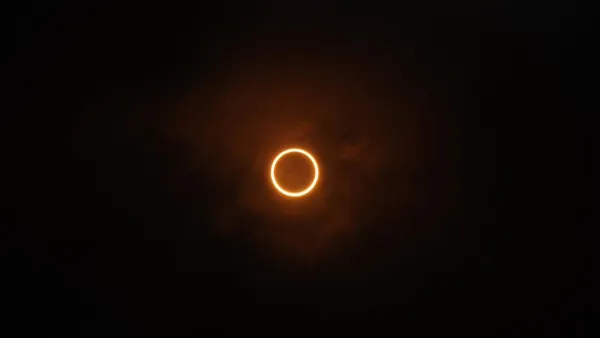 Spectacular solar eclipse (Twitter)