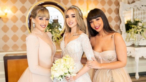 Hannah & Farah Elzahed (Source: @farahelzahed Instagram)