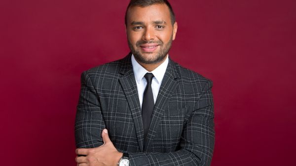 القرية العالمية تستضيف النجم رامي صبري على مسرحها الرئيسي