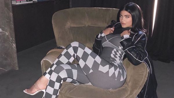 Catch more of Kylie and her family in the 17th season of Keeping Up with the Kardashians