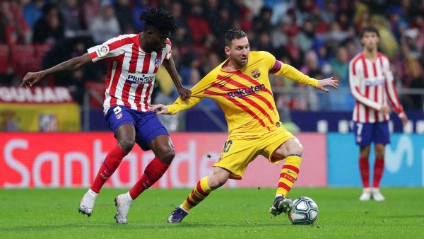 ميسي يتألق من جديد