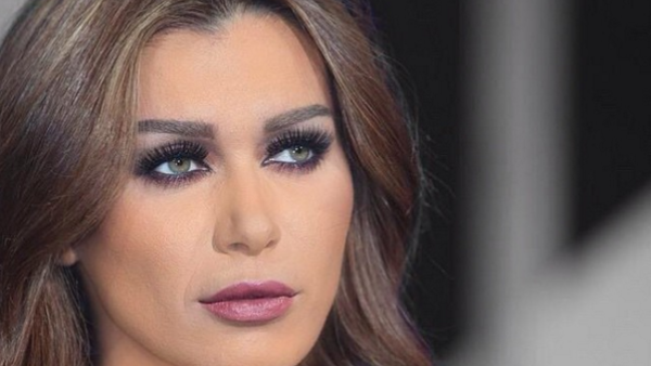 الممثلة اللبنانية نادين الراسي