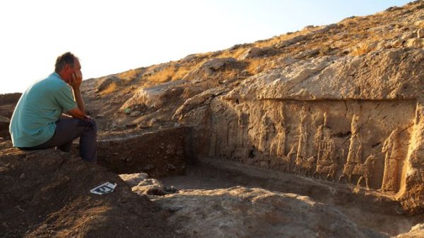 Ancient Assyrian rock carvings in Iraq  (Twitter)
