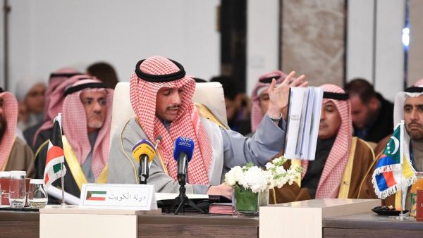 Kuwait's parliamentary speaker Marzouq al-Ghanim threw Trump's Deal of the Century in the bin. (Twitter)