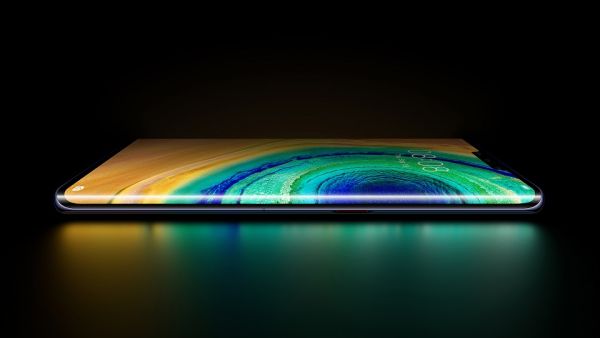 يجمع هاتفHUAWEI Mate30 Pro  بين تصميمه العصري والتقنيات الحديثة من خدمات هواوي للأجهزة النقالة ليمنح المستخدمين تجربة سلسلة. 