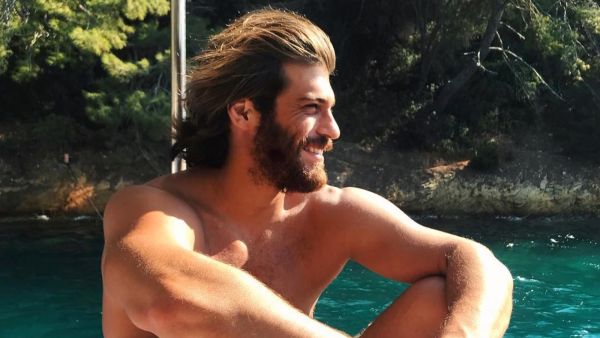 Can had previously attacked Kıvanç Tatlıtuğ and Çağatay Ulusoy (source: @canyaman Instagram)