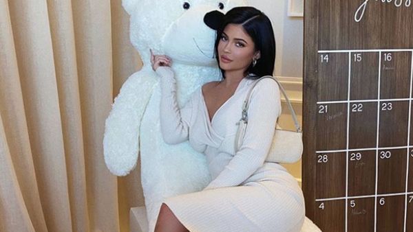 Kylie shared images of a room filled to the brim with yellow sunflowers