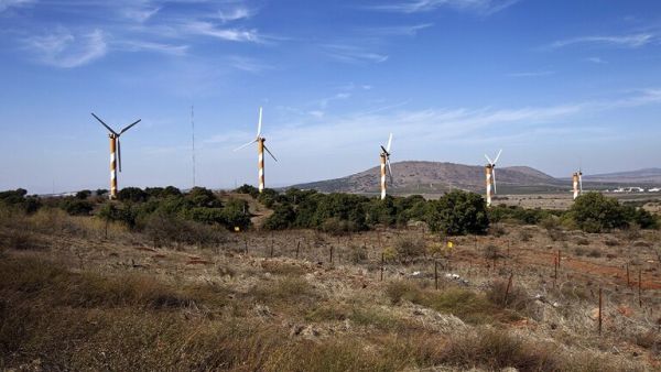 مراوح اسرائيلية في الجولان المحتل