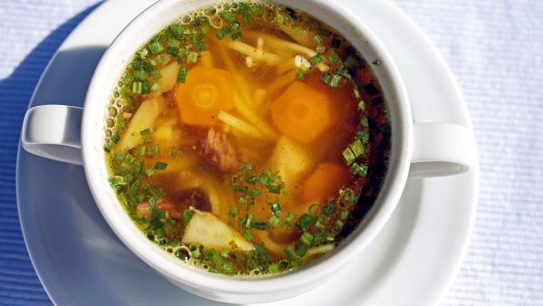 شوربة الخضار مع الدجاج