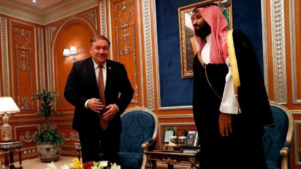 تشهد أسعار النفط تراجعا مستمرا خلال الأسابيع الأخيرة على خلفية الزيادة الملموسة للعرض مقابل الطلب