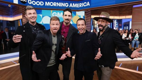 The one-hour show, broadcast on Fox television without commercials