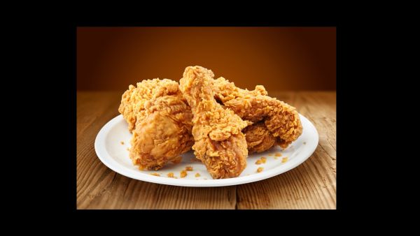 قطع الدجاج بخلطة كنتاكي
