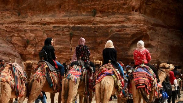 Women’s Expeditions (Shutterstock)