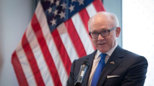 السفير وودي جونسون