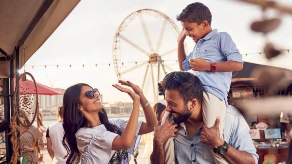 مذاقات شهيّة وحفلات فنيّة ورياضات مائيّة