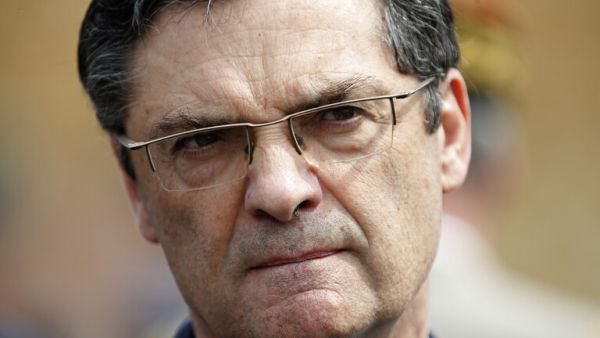 وزير الصناعة الفرنسي السابق، باتريك ديفيدجان