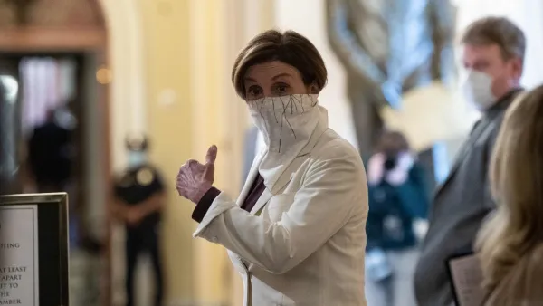 US House Speaker Nancy Pelosi walks to the chamber of the US House of Representatives start of a vote on the additional 484 billion dollar relief package amid the coronavirus pandemic at the US Capitol in Washington, DC, on April 23, 2020. NICHOLAS KAMM / AFP