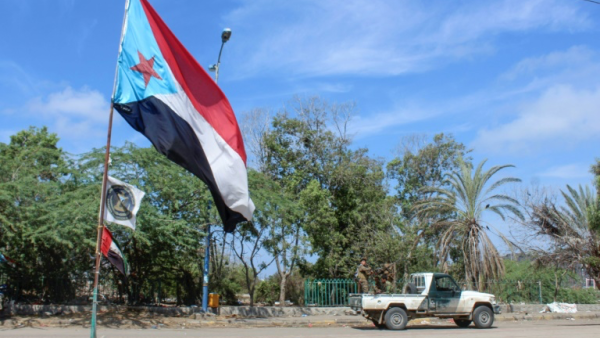 Fighters with Yemen’s Southern Transitional Council drive past a separatist flag — the flag of the former nation of South Yemen — in the city of Aden (AFP / Saleh Al-OBEIDI/ MANILA BULLETIN)