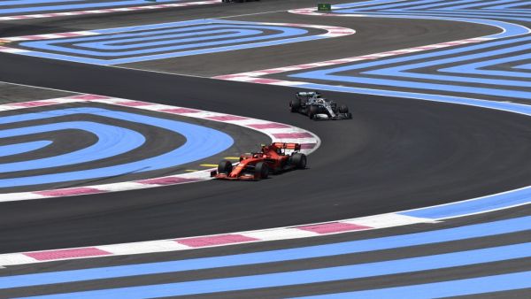 Formula 1 officials are still hoping to stage competitions for the season between 15 and 18 races, according to a new schedule.