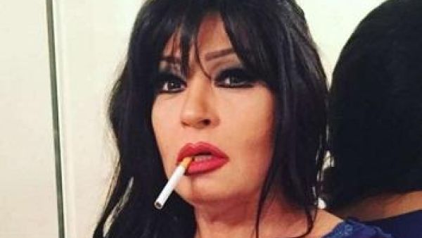 فيفي عبده بلا مكياج
