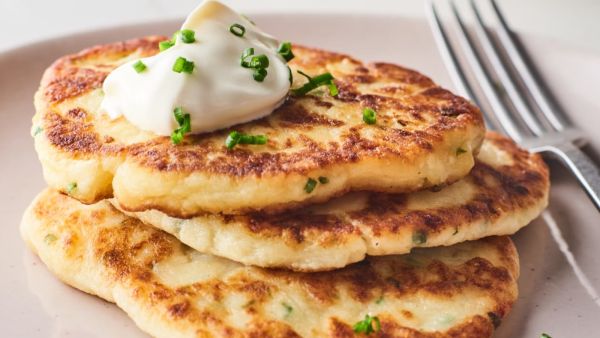 فطائر البطاطا بجبن الشيدر 