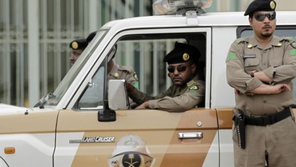 عناصر من الأمن السعودي