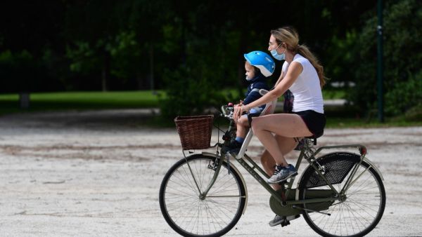 Stir-crazy Italians will be free to stroll and visit relatives for the first time in nine weeks on May 4, 2020 as Europe's hardest-hit country eases back the world's longest nationwide coronavirus lockdown. Miguel MEDINA / AFP