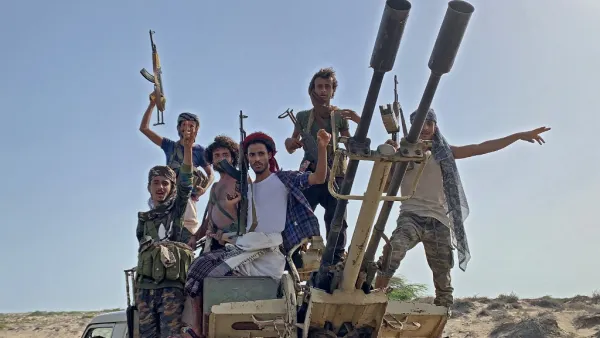 Fighting had broken out earlier on May 11 between pro-government troops and separatists in the first major clash since separatists declared self-rule in the south. Nabil HASAN / AFP