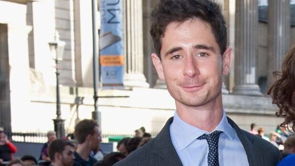 Michael Lesslie will lead Peacock’s upcoming “Battlestar Galactica” reboot.