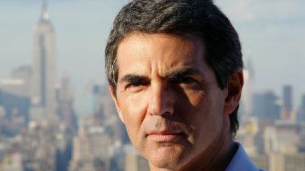 Sandro Petrone  (Twitter)