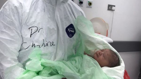 مولود اليوم في العشر الآواخر من رمضان من أم مصابة بالـ كورونا!