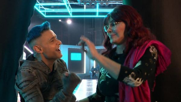 He Could Have Killed Her! Ramez Galal Stops His Prank Show After Victim Nabila Obeid's HYSTERICALScreams (Video)