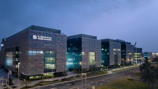 جامعة خليفة تأسس فريق مهام متخصص للبحث والتطوير وتتعامل بمنهجية بحثية استراتيجية مع فيروس كورونا