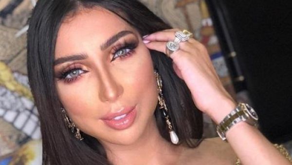 دنيا بطمة تعلن حملها ..وهل ستشارك الجمهور بفيديو لايف من غرفة الولادة!