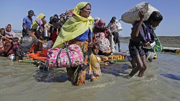  730 ألف من الروهينجا فروا من ميانمار إلى بنجلاديش