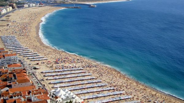  البرتغال ستعيد فتح شواطئها في 6 يونيو