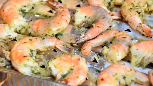 أطباق رمضانية: روبيان مشوي بصوص الليمون الحار والطماطم