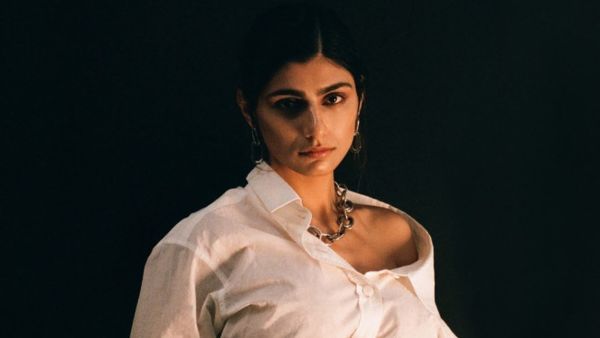 'Have You Send Condolence Flowers Yet'? Mia Khalifa HILARIOUSLY Responds to Suicidal Rumors