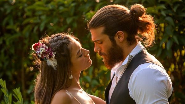'I Have Faith in Him'! Demet Özdemir Desperately Defends Can Yaman For His Nudity Scenes in Bay Yanlış
