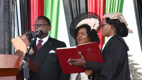  President Lazarus Mccarthy Chakwera (Twitter)