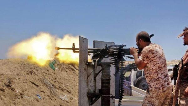 Fighters from of the Southern Transitional Council (STC) during clashes in the Sheikh Salim area in the southern Abyan province. (AFP)