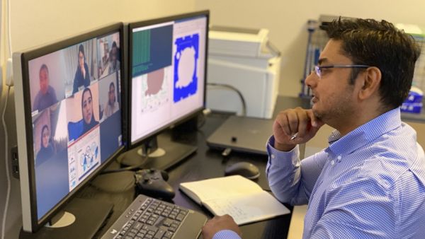 Ahsan Ahmed, the Director of Lockheed Martin Centre for Innovation and Security Solutions (CISS) engages with students in a virtual internship session. Tawazun Continues Its Seeds Program Through Virtual Internships