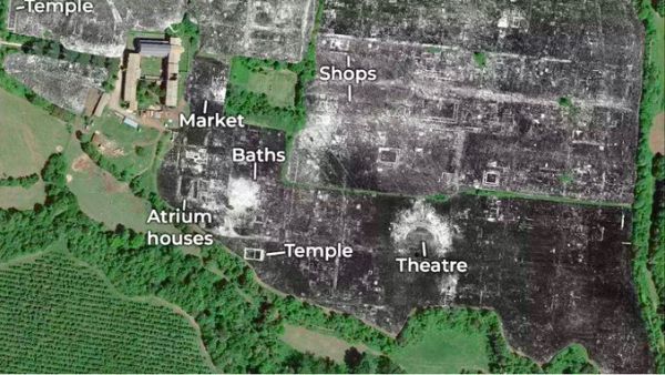 Buried Roman city revealed with ground penetrating radar (Twitter)