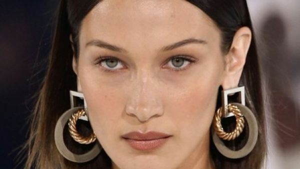 Bella Hadid (Twitter)