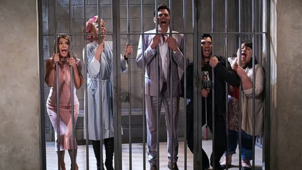 Fuller House Finally Addresses Prison-Bound Star Lori Loughlin's Absence as Aunt Becky