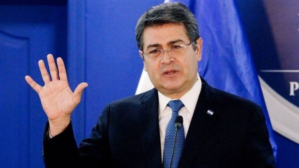  خوان أورلاندو هرنانديز المصاب بكورونا المستجد 